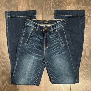 Judy Blue High-Rise Flare Jeans 7/28